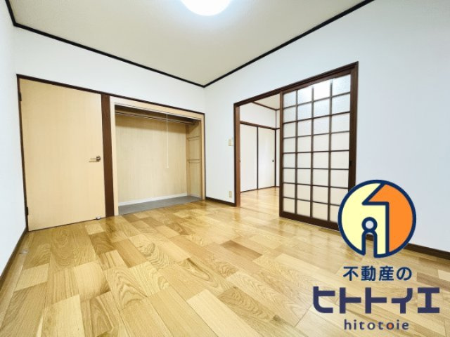 龍ヶ原ハイツの洋室