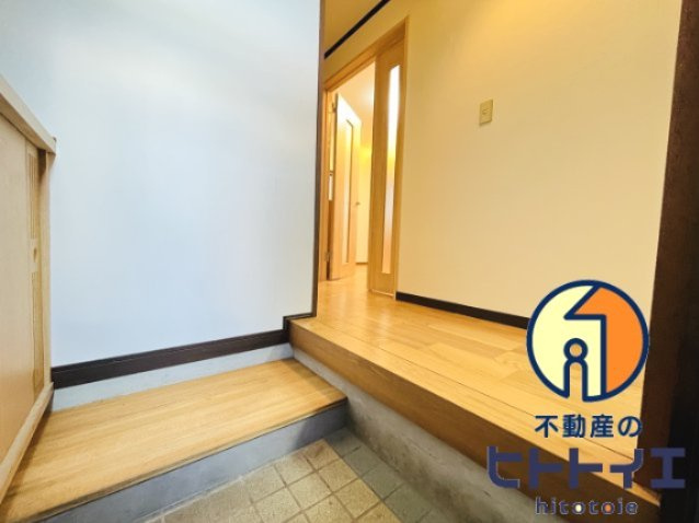 龍ヶ原ハイツの玄関