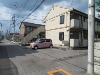 【駐車場】 | ドミール吉田