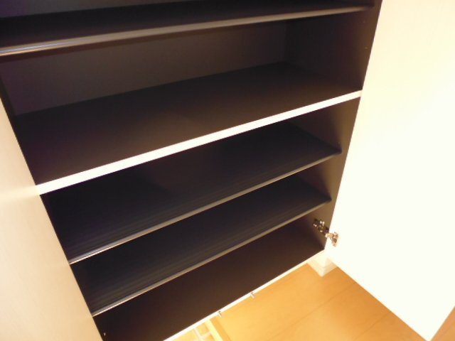 カーサ・ベルの玄関|シューズボックス