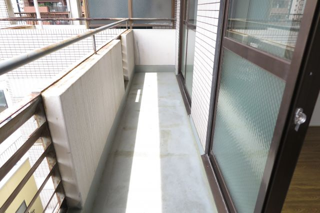 ラパンジール阿波座のバルコニー