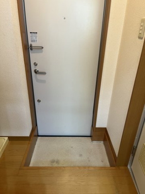 【玄関】 | ソレイユ中原