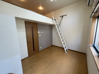 【洋室】 | ソレイユ中原