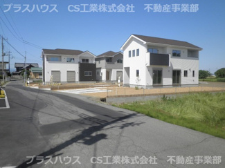 【前面道路含む現地写真】 | 前面道路含む現地写真です