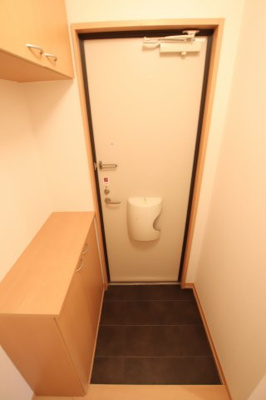 【玄関】 | リビングタウン狭山池公園A棟