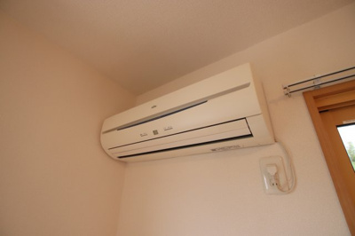 【設備】 | リビングタウン狭山池公園A棟 | エアコン