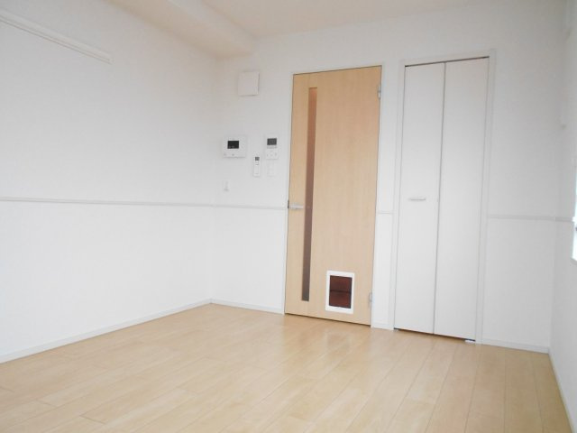 ブルーノの洋室