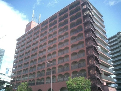 【外観】 | ノア北天満 | 駅周辺には飲食店やスーパーも充実　大川の畔のマンションです。