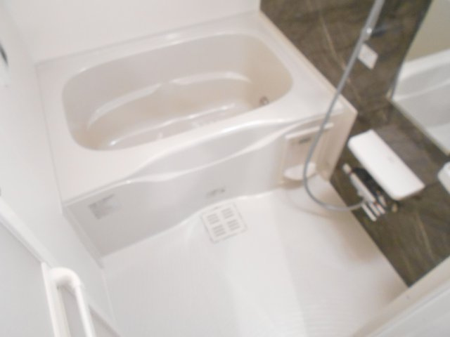 ブルーノの浴室
