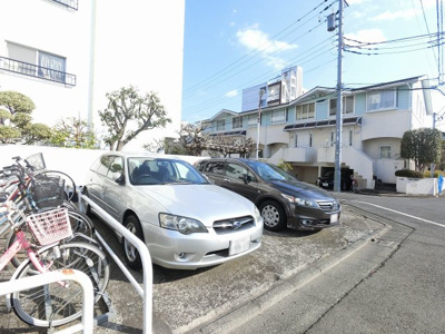【駐車場】 | 石川台ハイツ | 平置き駐車場
