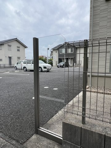 フローラBのその他共用部分|物件表札
