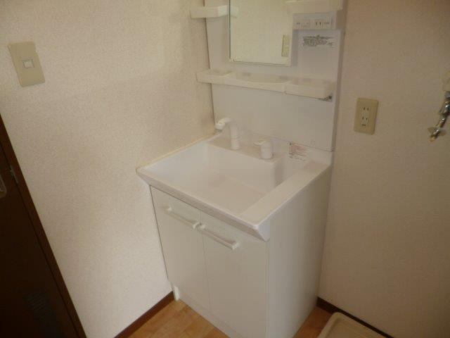 ディアスアリキの独立洗面台|シャンプードレッサー