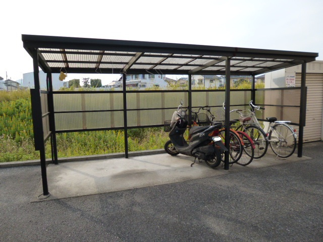 ディアスアリキのその他共用部分|自転車置き場