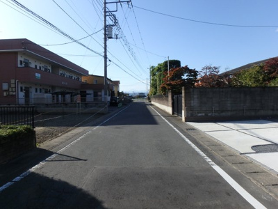 【前面道路含む現地写真】 | 高崎市筑縄町売地