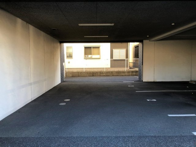 【駐車場】 | WAVE里
