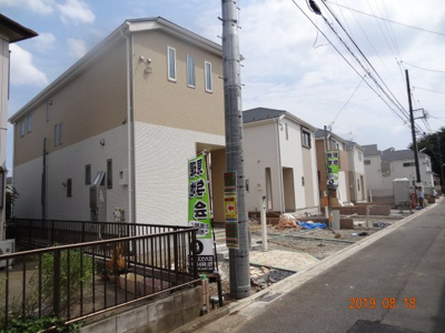 【前面道路含む現地写真】 | 現地見学会　さいたま市緑区三室　住宅性能評価書付土地広々駐車並列2台の新築分譲住宅全４棟・残1棟 | 前面道路含む現地写真です