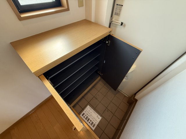 【玄関】 | フラッツ栄根