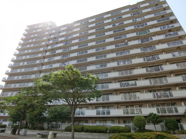 ウエステージ明石　4番館の外観