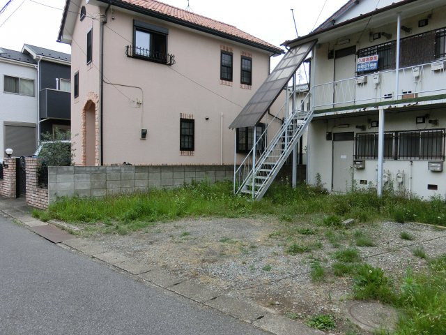 八千代市八千代台北１１丁目　売地　約５５坪の整形地　建築条件なしの外観