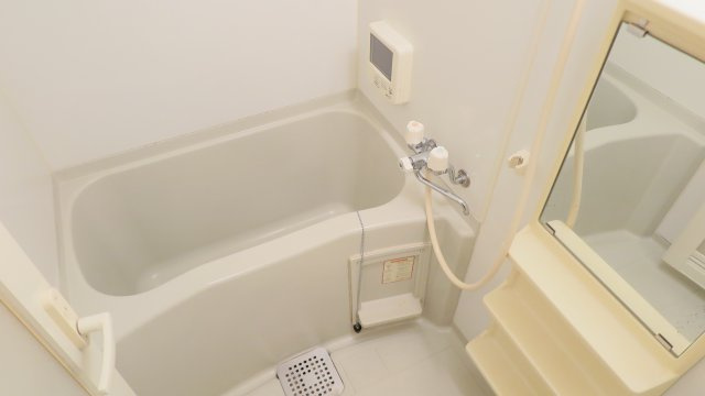 アスリート本町西の浴室