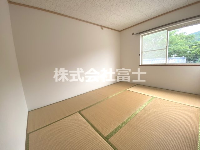 杜ハイツの和室