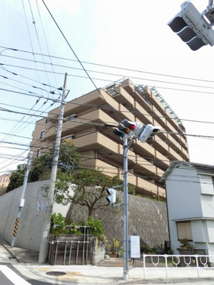 【外観】 | コスモ山手グレイスフォルム | 日当たり良好な南東向きのお部屋！リノベーションプランもご提案できます♪