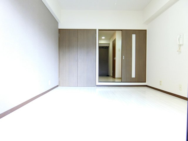 メゾン楠の居間・リビング|同物件別部屋イメージ写真