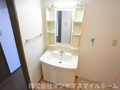 【洗面所】 | ソレイユ光