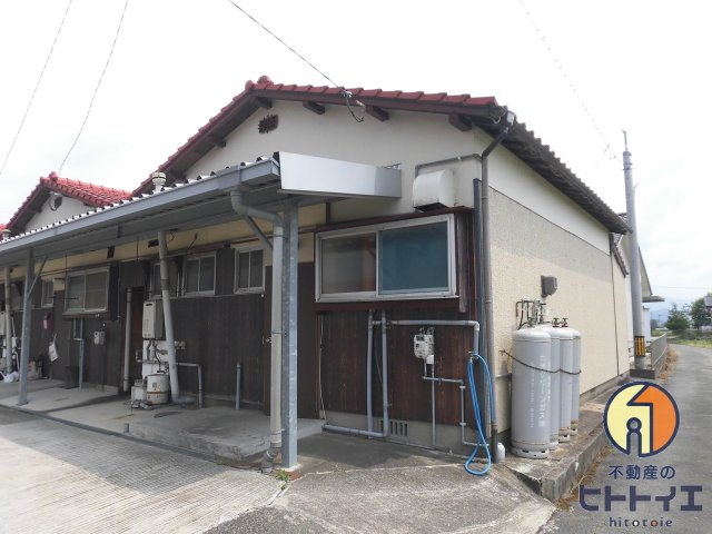 江崎貸家の外観|外観は落ち着いています