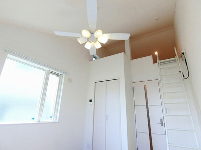 【設備】 | ルノン百合ヶ丘 | お洒落なシーリングファンライトが付いています♪お部屋の空気を循環して冷暖房の効率を上げてくれます◎