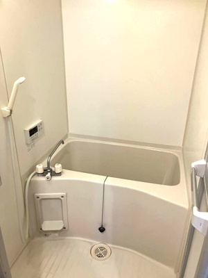 【浴室】 | ルノン百合ヶ丘 | 追い焚き機能・浴室暖房乾燥機付きバスルーム♪ゆったりお風呂に浸かって一日の疲れもリフレッシュできますね☆