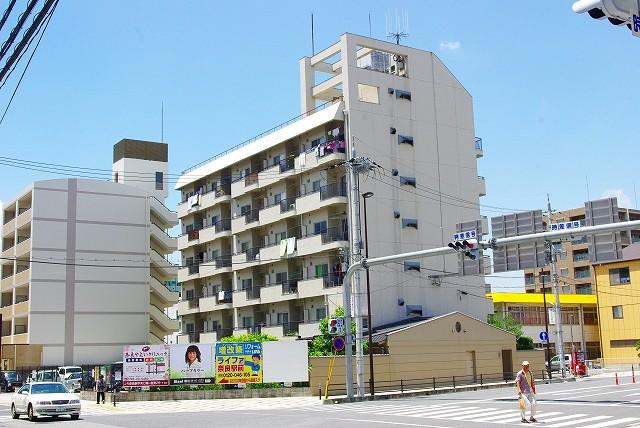 植原ハイツの外観
