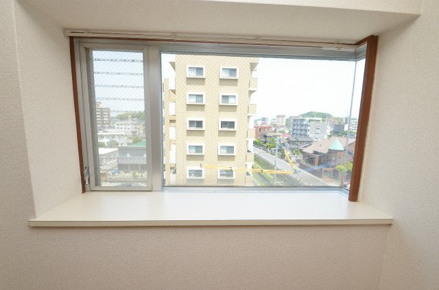 シャトレ三ヶ森IIのその他|※５０３号室の同タイプ写真添付（現状優先）出窓