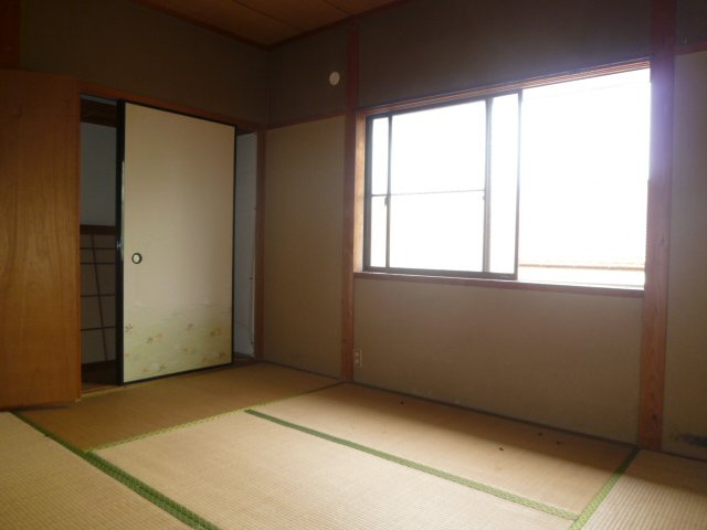 サンコーアパートB棟の和室