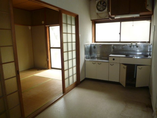 サンコーアパートB棟のキッチン