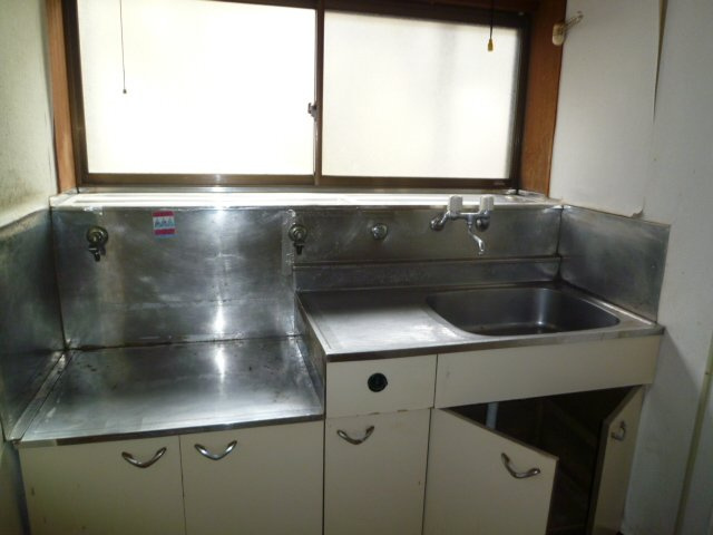 サンコーアパートB棟のキッチン
