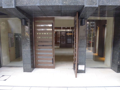【エントランス】 | レオンコンフォート本町東