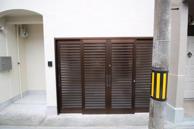 【エントランス】 | 文の里3丁目3Ｌ戸建て | エントランス　郵便受けのスペースに自転車も停めれます