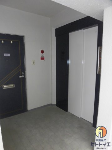 ラブラドールのロビー|ゆとりのあるロビーです