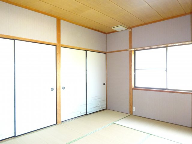 サンコーアパートA棟の和室