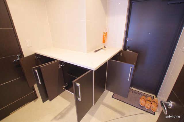 スペチアーレの玄関