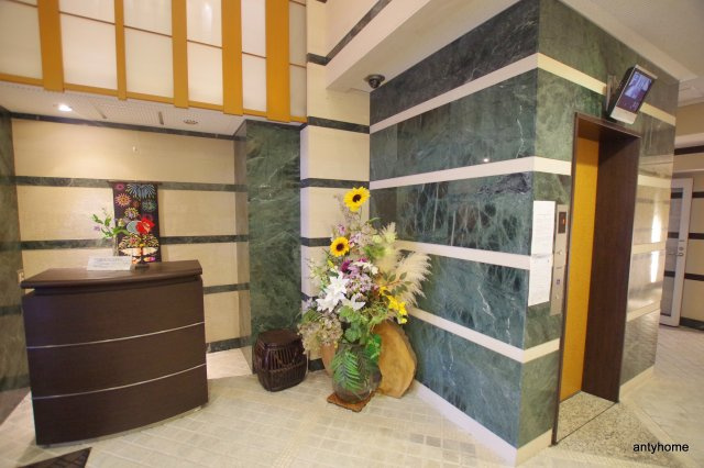 スペチアーレのロビー