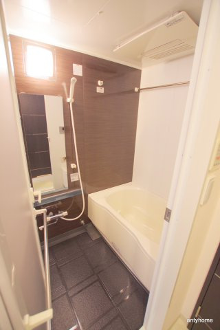 スペチアーレの浴室