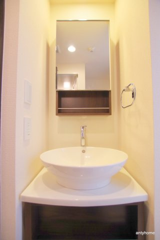 スペチアーレの洗面所