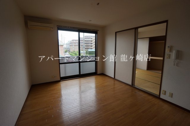 エクセルパレス佐貫Ａ棟の内装