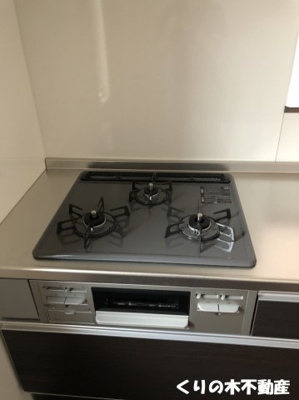 【設備】 | ディアコート城東 | ガスコンロ3口