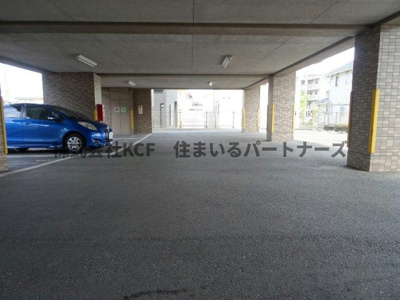 【駐車場】 | EKビル | 駐車場があります