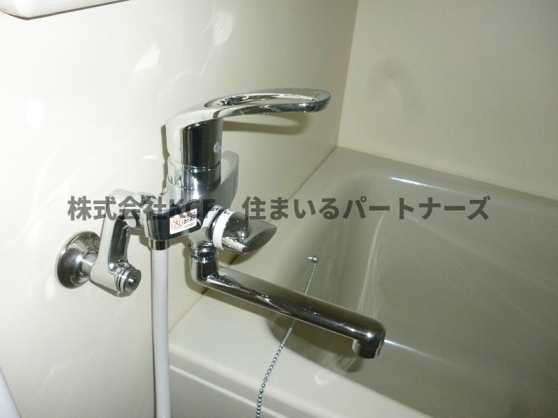 EKビルの浴室|落ち着いた空間のお風呂です