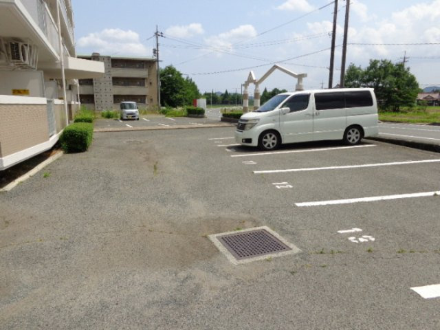 ROSE HOUSEの駐車場