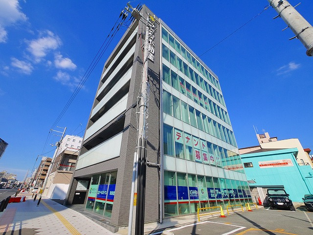 フクダ不動産奈良駅クリスタルビルの外観